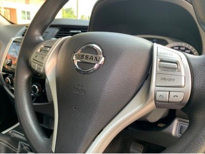 2019 Nissan NP 300 Navara 2.5 KING CAB Calibre E Black Edition Pickup รูปที่ 13